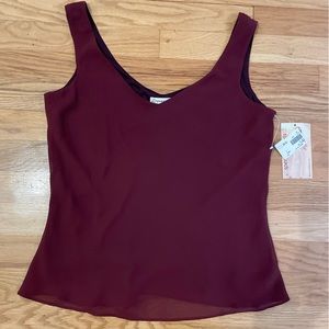 NWT Spencer Alexis Sleeveless Women’s Burgundy Blouse Size Small